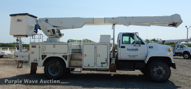 image for item DE1800 1999 GMC C7500 bucket truck