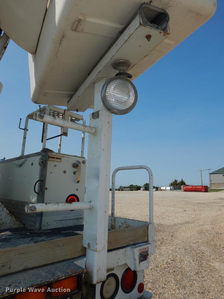 image for item DE1800 1999 GMC C7500 bucket truck