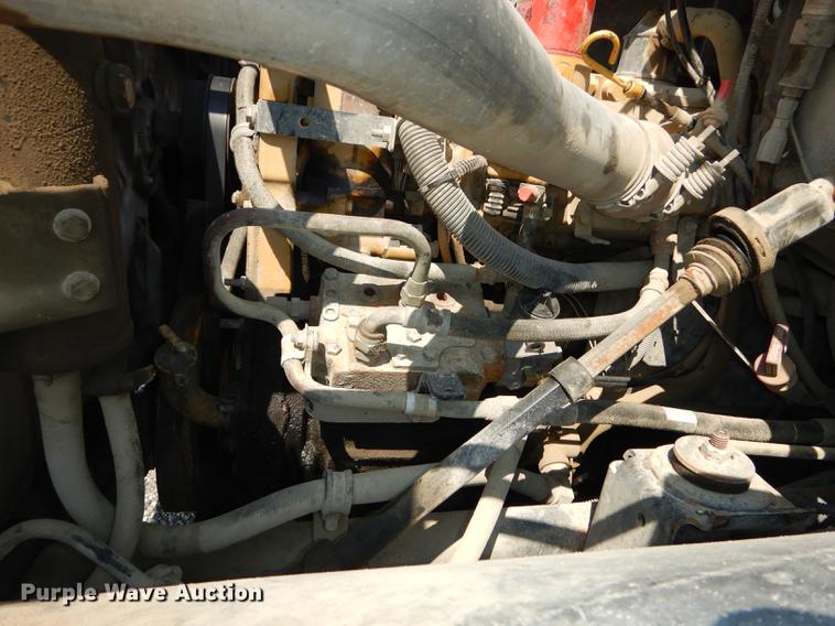 image for item DE1800 1999 GMC C7500 bucket truck