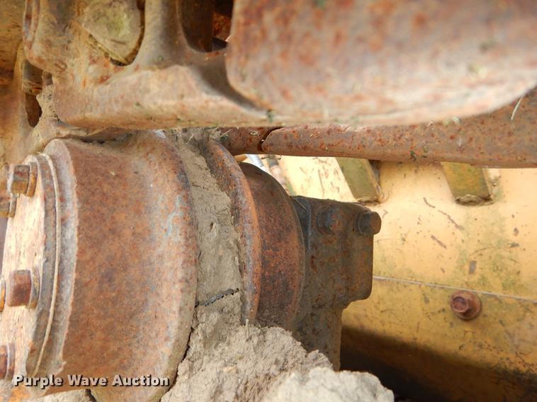 image for item DE1809 Caterpillar D3 dozer