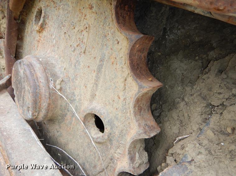 image for item DE1809 Caterpillar D3 dozer