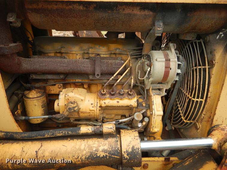 image for item DE1809 Caterpillar D3 dozer