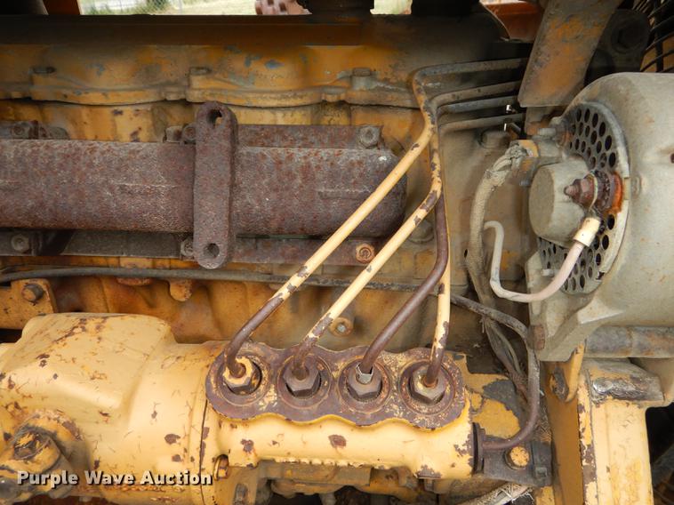 image for item DE1809 Caterpillar D3 dozer