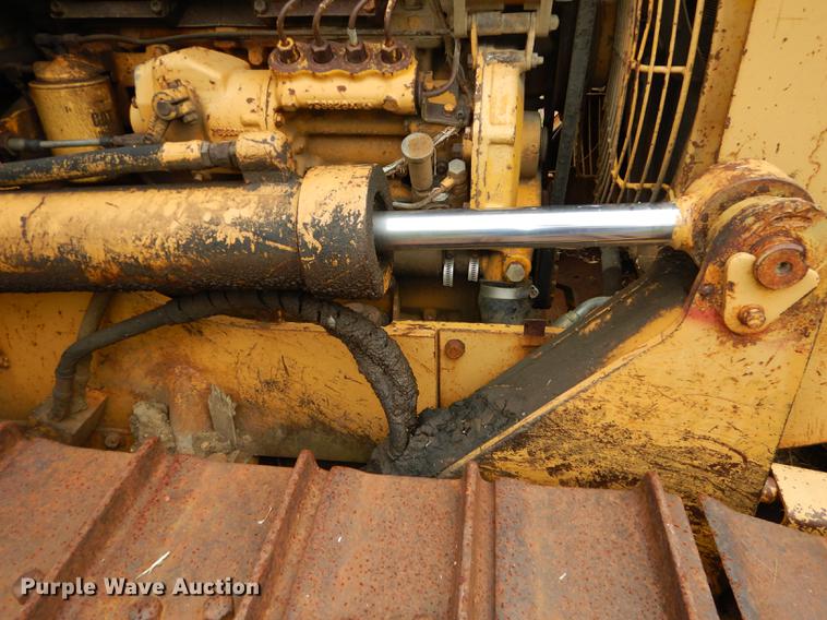 image for item DE1809 Caterpillar D3 dozer