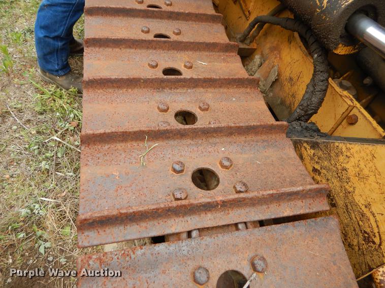 image for item DE1809 Caterpillar D3 dozer