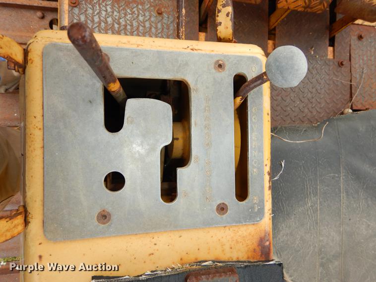 image for item DE1809 Caterpillar D3 dozer