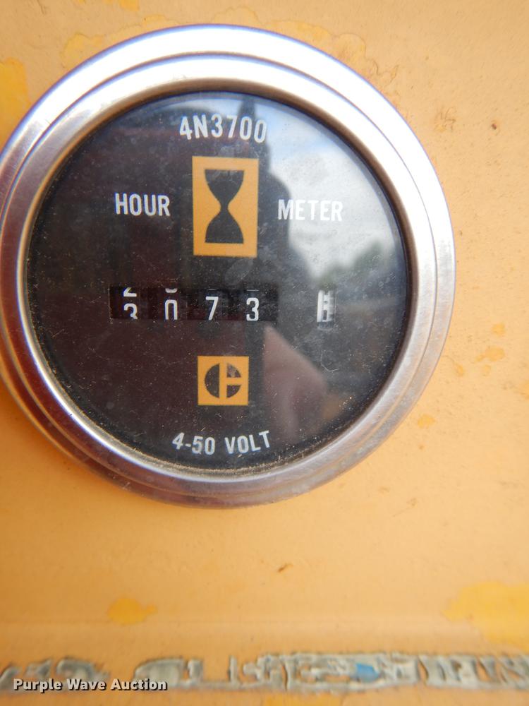 image for item DE1809 Caterpillar D3 dozer