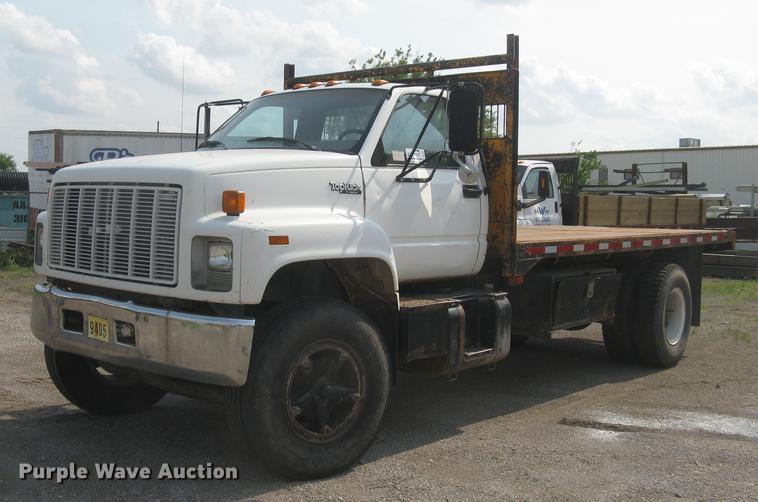 image for item DE2952 1992 GMC TopKick 6500 flat dump bed truck
