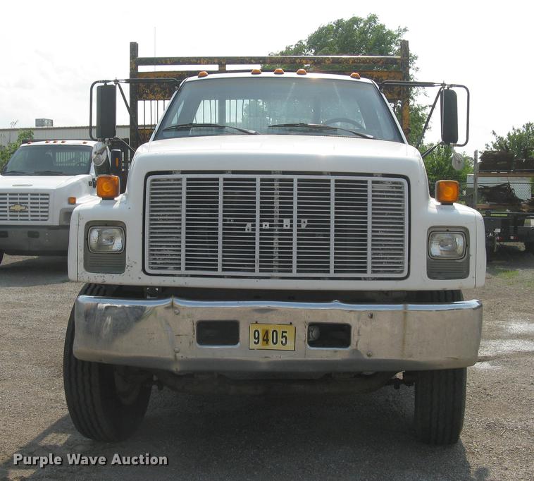 image for item DE2952 1992 GMC TopKick 6500 flat dump bed truck