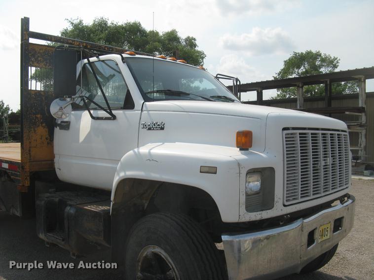 image for item DE2952 1992 GMC TopKick 6500 flat dump bed truck