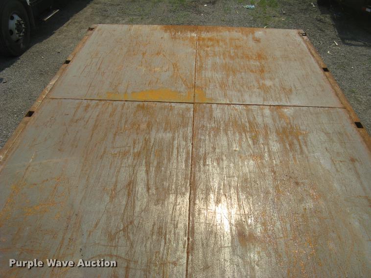 image for item DE2952 1992 GMC TopKick 6500 flat dump bed truck