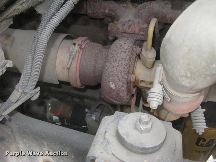 image for item DE2952 1992 GMC TopKick 6500 flat dump bed truck