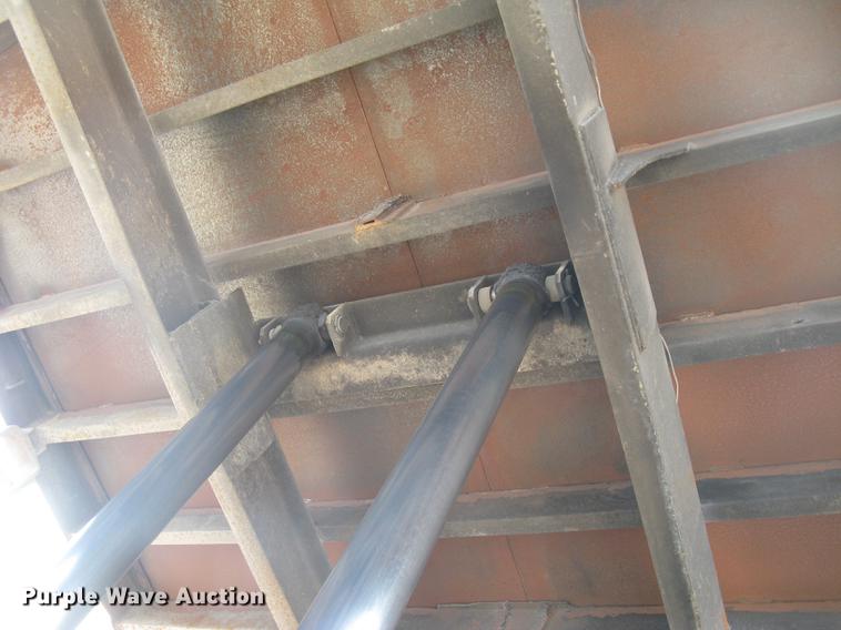 image for item DE2952 1992 GMC TopKick 6500 flat dump bed truck