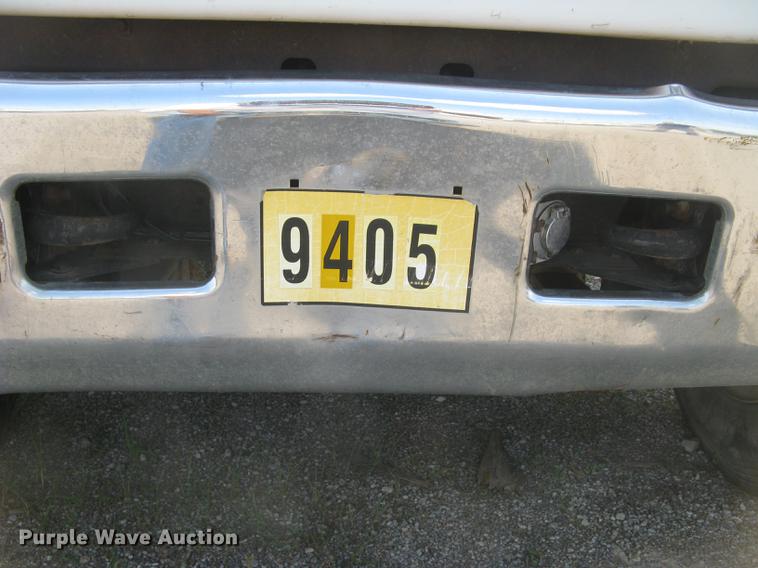 image for item DE2952 1992 GMC TopKick 6500 flat dump bed truck