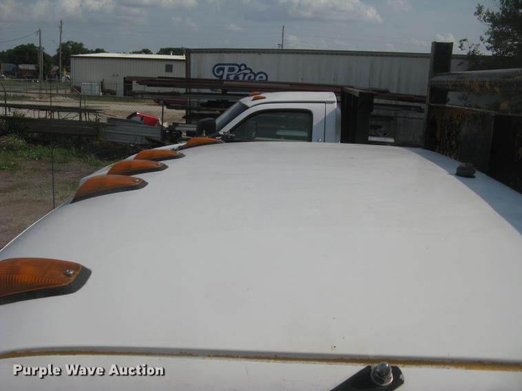 image for item DE2952 1992 GMC TopKick 6500 flat dump bed truck