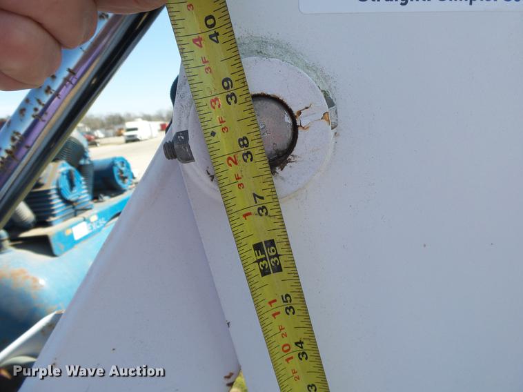 image for item DE3621 Bobcat 607 skid steer backhoe attachment