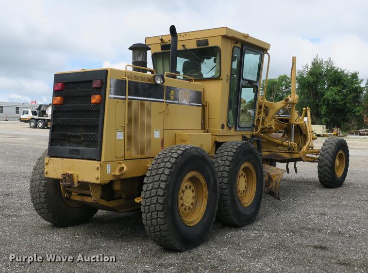 image for item DE3753 1999 Caterpillar 12H motor grader