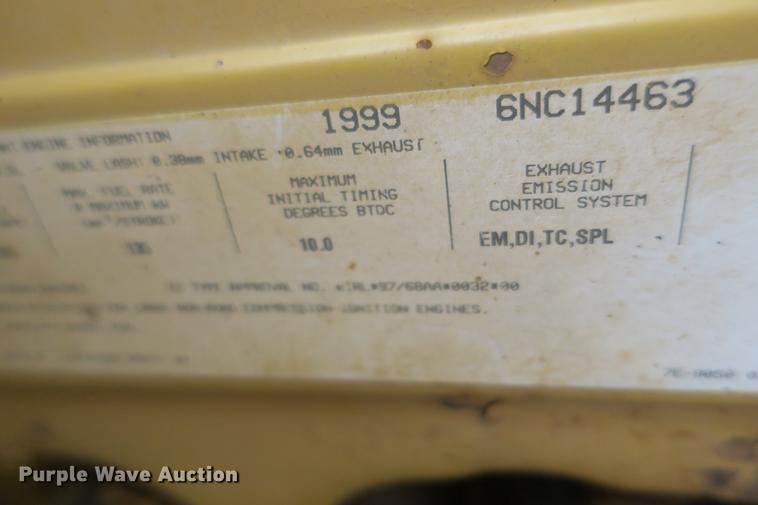 image for item DE3753 1999 Caterpillar 12H motor grader