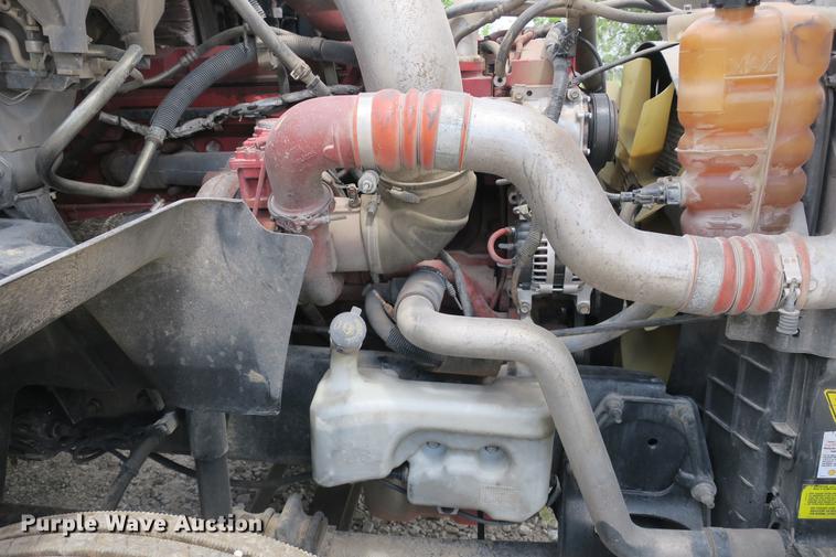 image for item DE3755 2011 International ProStar flatbed truck