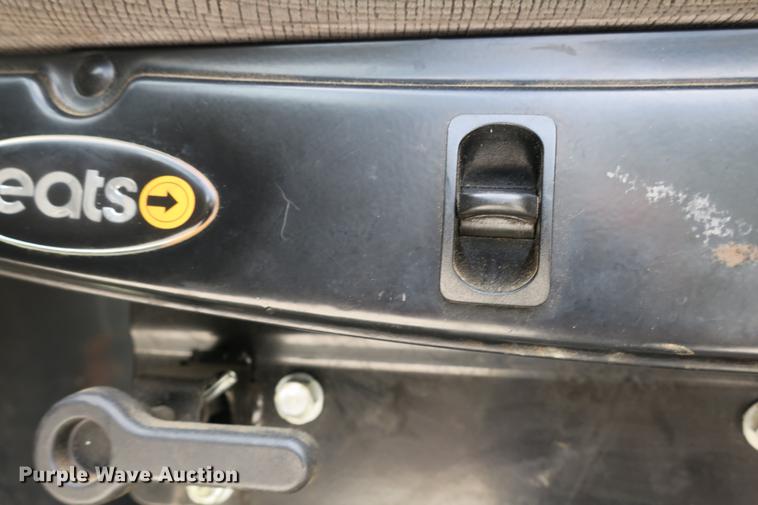 image for item DE3755 2011 International ProStar flatbed truck