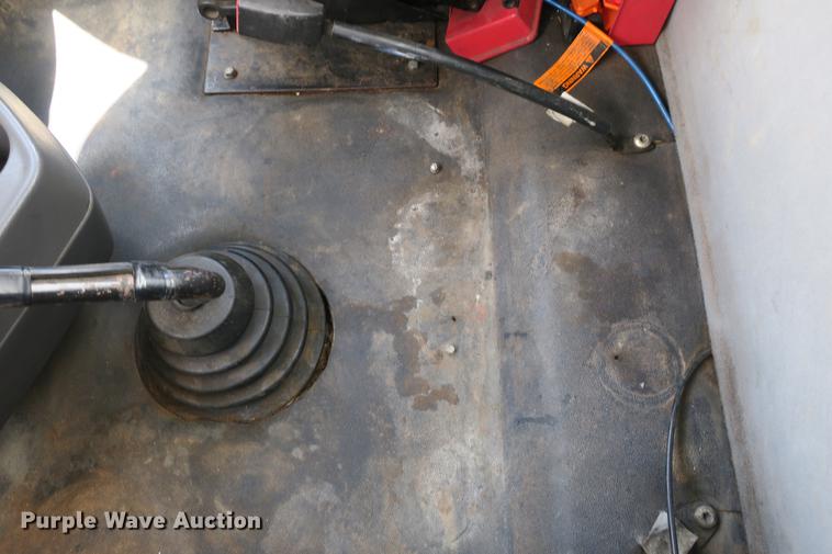 image for item DE3755 2011 International ProStar flatbed truck