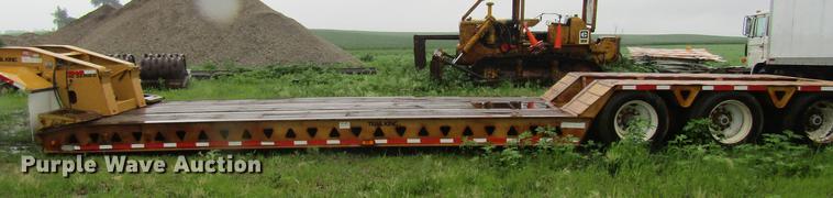 image for item DF3816 1997 Trail King TK80HDG463 lowboy equipment trailer