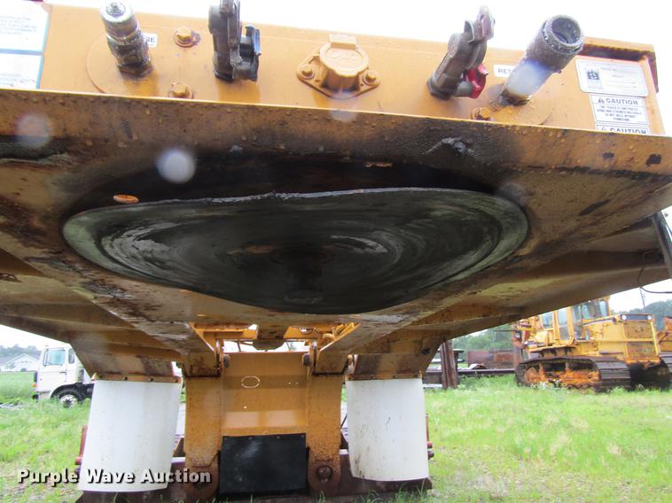 image for item DF3816 1997 Trail King TK80HDG463 lowboy equipment trailer