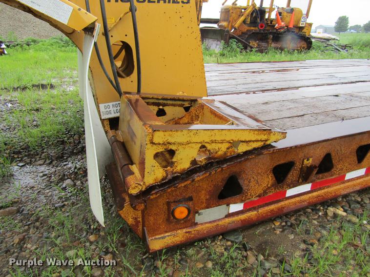 image for item DF3816 1997 Trail King TK80HDG463 lowboy equipment trailer