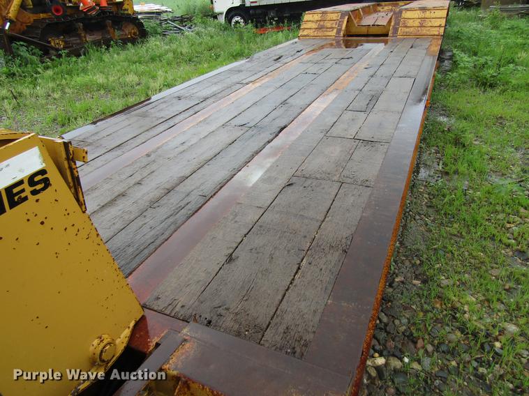 image for item DF3816 1997 Trail King TK80HDG463 lowboy equipment trailer