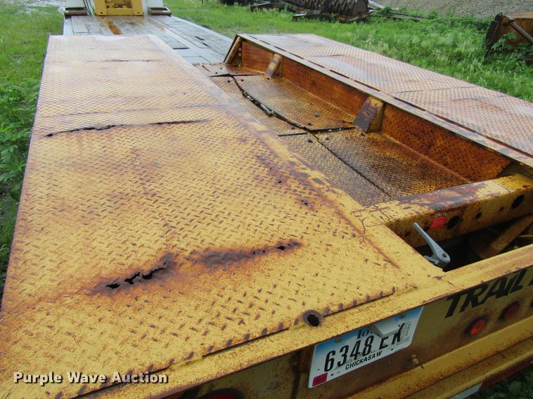 image for item DF3816 1997 Trail King TK80HDG463 lowboy equipment trailer