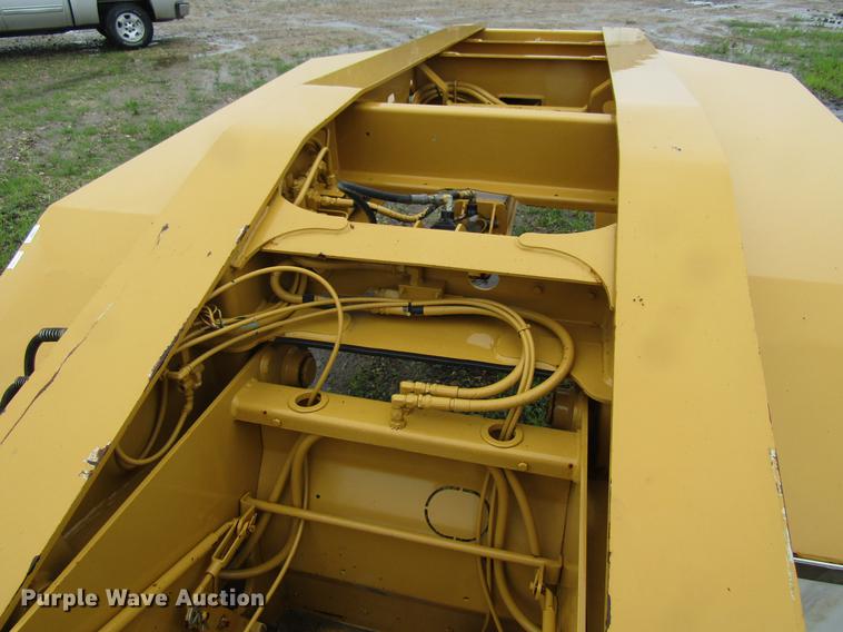 image for item DF3816 1997 Trail King TK80HDG463 lowboy equipment trailer