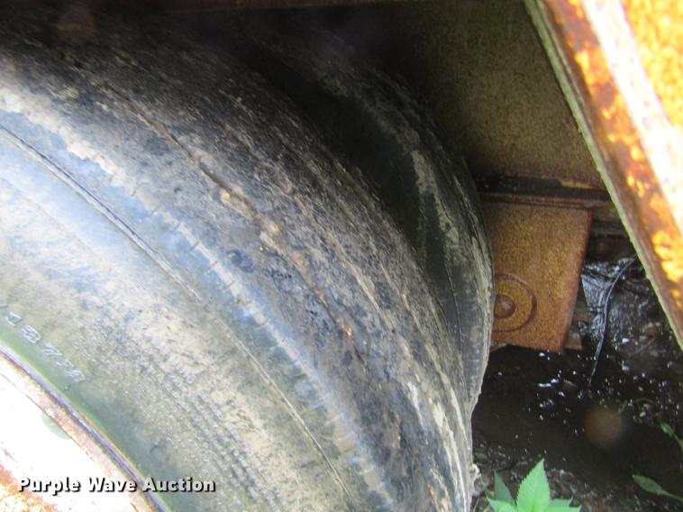 image for item DF3816 1997 Trail King TK80HDG463 lowboy equipment trailer