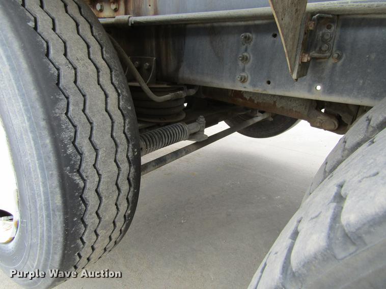 image for item DF3819 2000 Sterling LT9500 ready mix truck