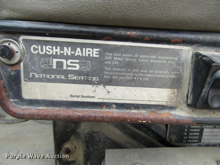 image for item DF3819 2000 Sterling LT9500 ready mix truck