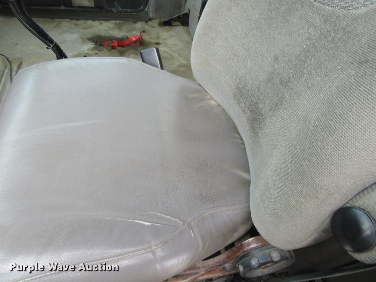 image for item DF3819 2000 Sterling LT9500 ready mix truck