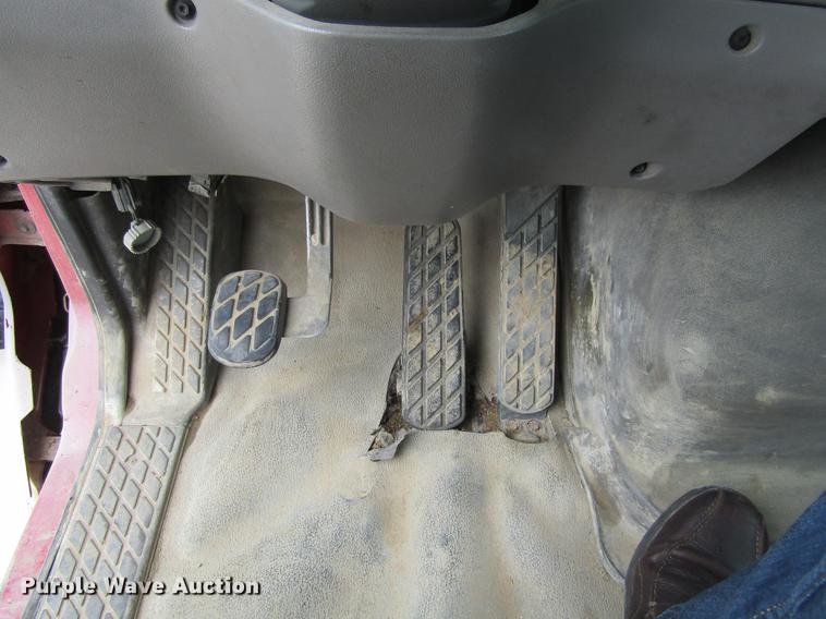 image for item DF3819 2000 Sterling LT9500 ready mix truck