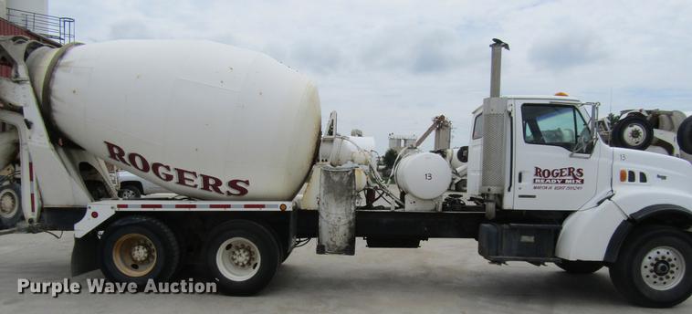 image for item DF3820 2000 Sterling L9500 ready mix truck