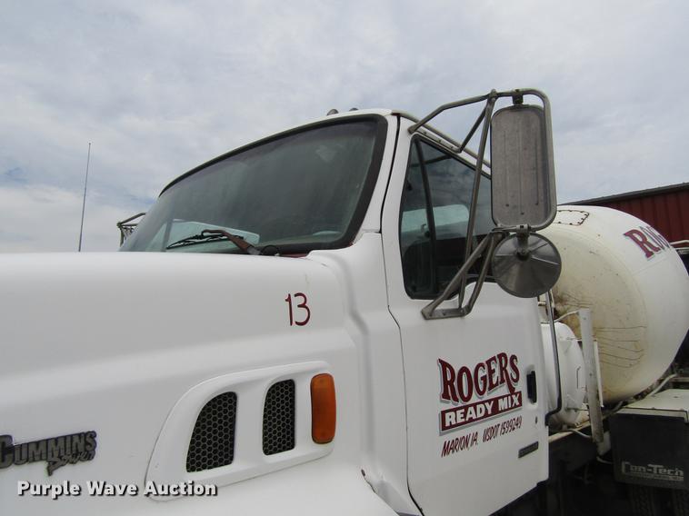 image for item DF3820 2000 Sterling L9500 ready mix truck