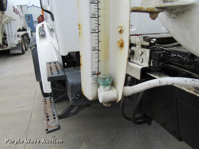 image for item DF3820 2000 Sterling L9500 ready mix truck