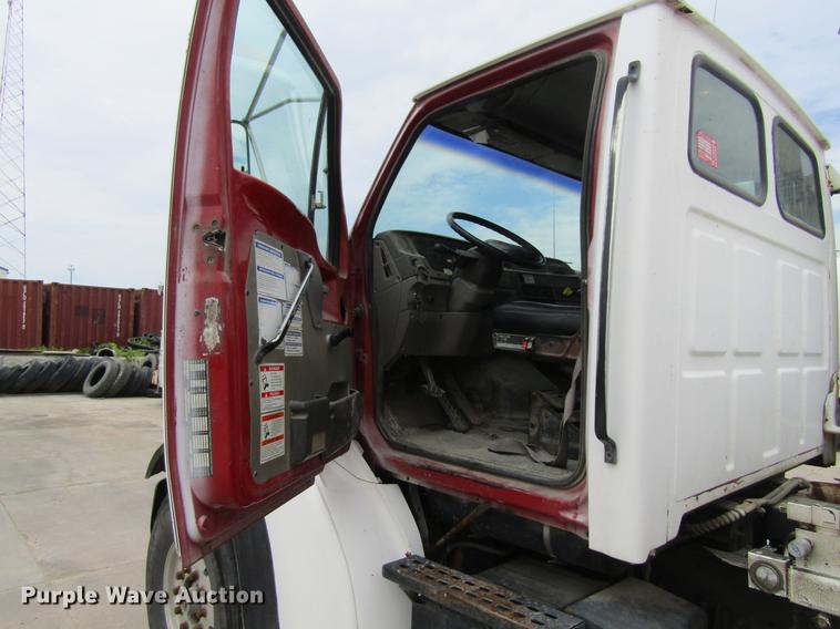 image for item DF3820 2000 Sterling L9500 ready mix truck