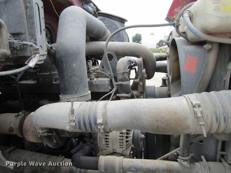 image for item DF3820 2000 Sterling L9500 ready mix truck