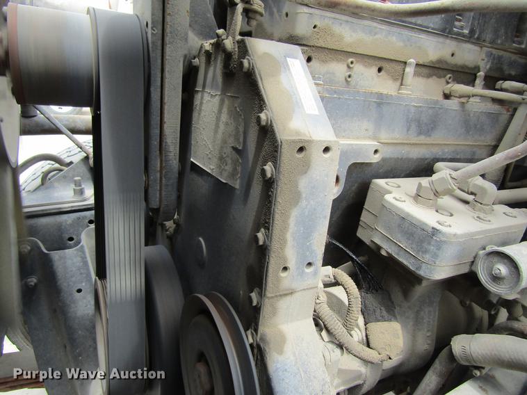 image for item DF3820 2000 Sterling L9500 ready mix truck