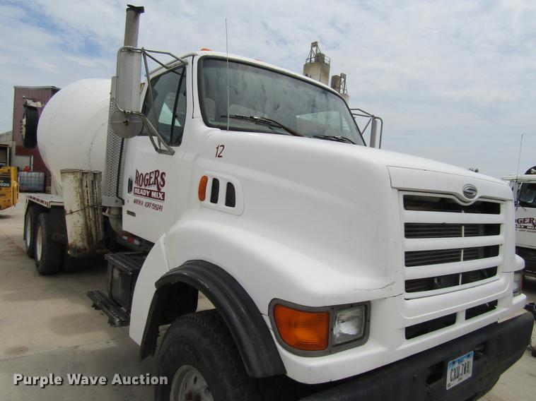 image for item DF3821 2000 Sterling L9500 ready mix truck