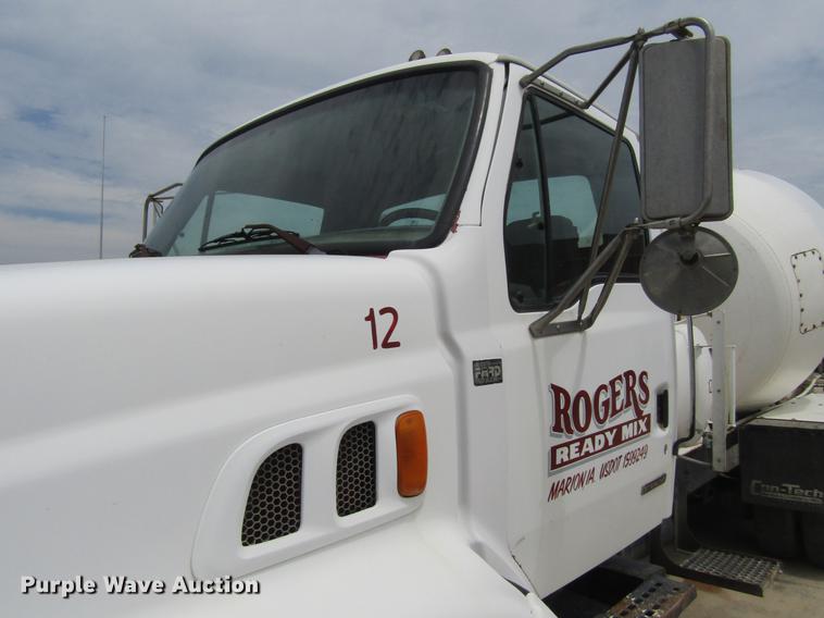 image for item DF3821 2000 Sterling L9500 ready mix truck