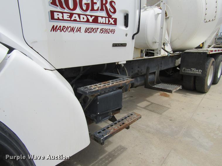 image for item DF3821 2000 Sterling L9500 ready mix truck