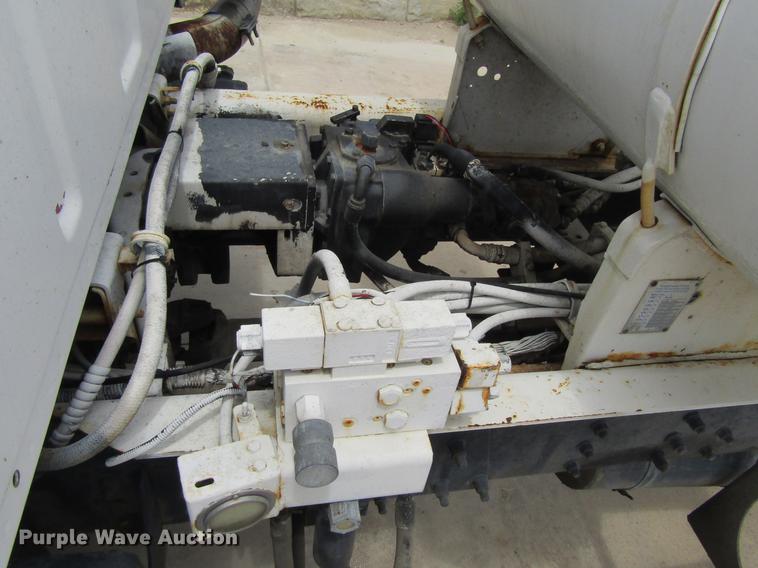 image for item DF3821 2000 Sterling L9500 ready mix truck