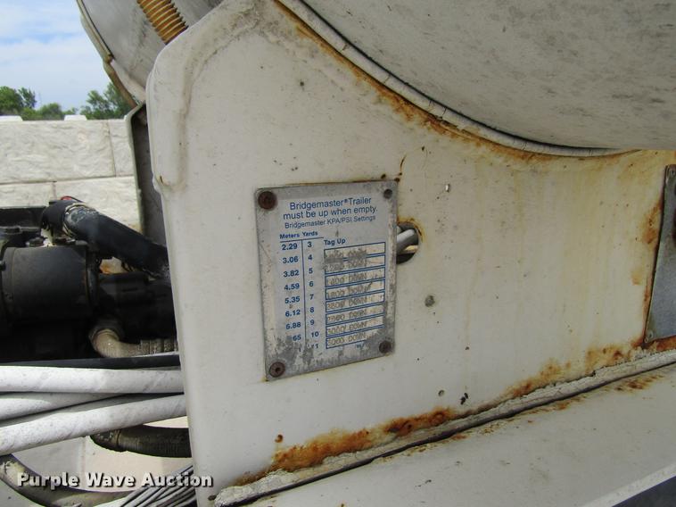 image for item DF3821 2000 Sterling L9500 ready mix truck