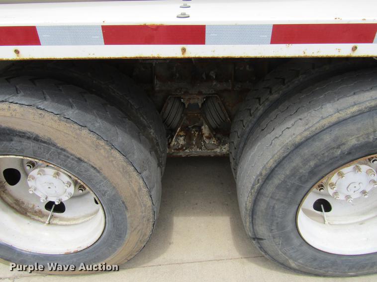 image for item DF3821 2000 Sterling L9500 ready mix truck