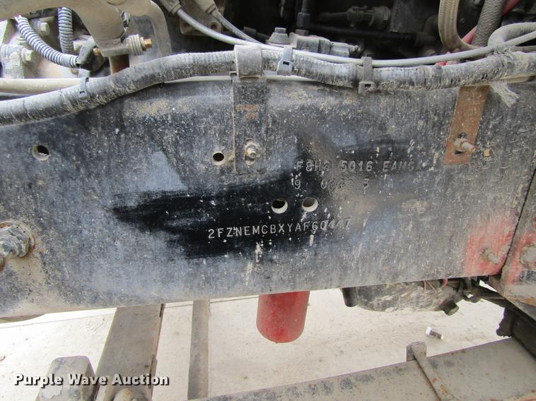 image for item DF3821 2000 Sterling L9500 ready mix truck