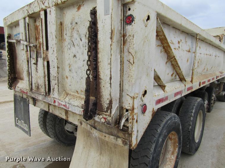 image for item DF3822 1996 Mack RD600 dump truck